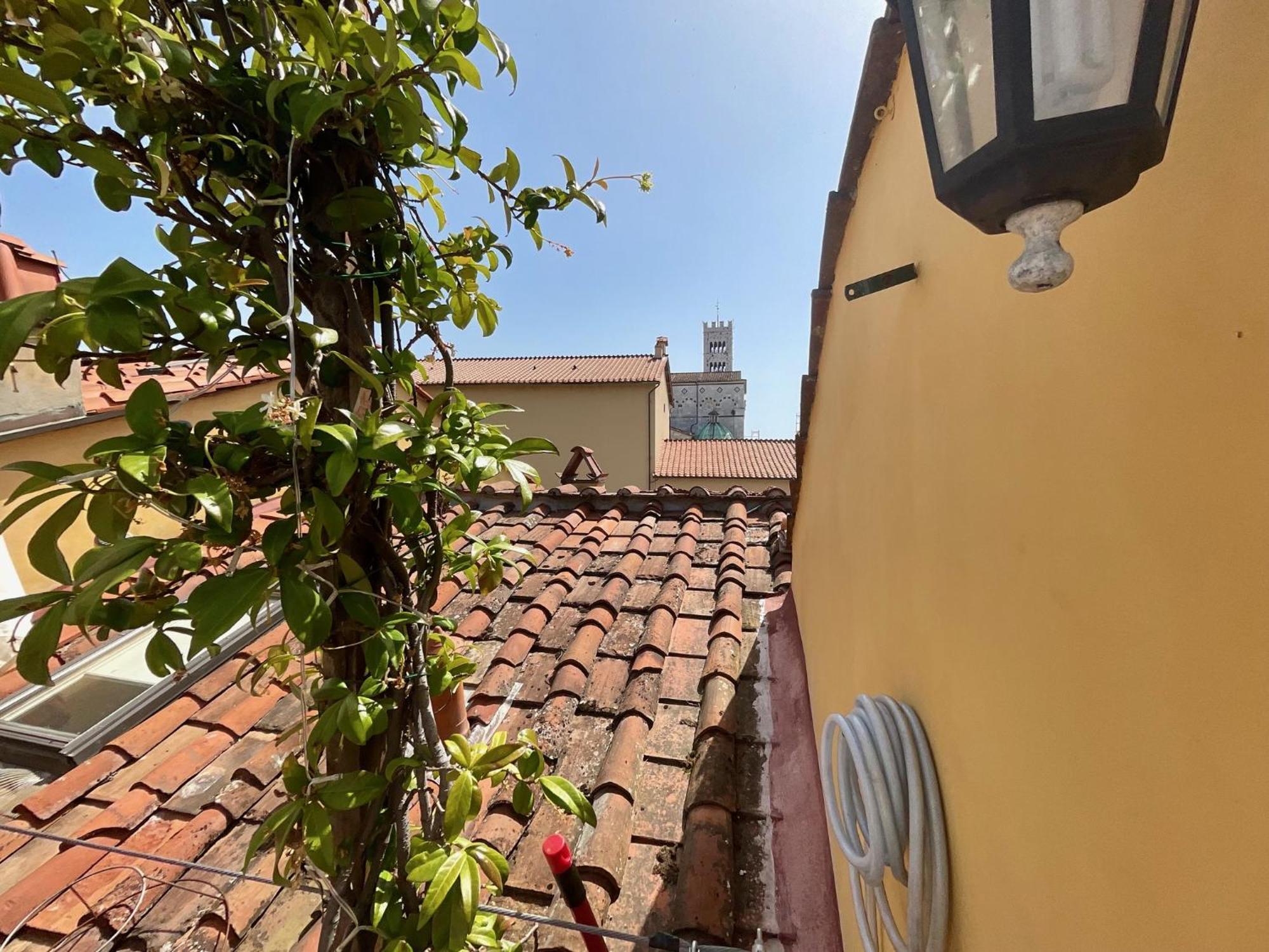 La Terrazza Di Sofia Apartamento Lucca Exterior foto